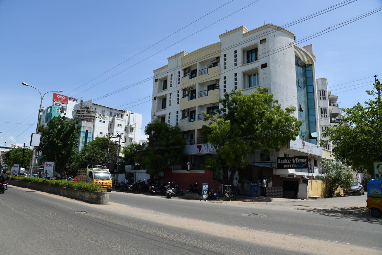 Lake View Hotel Madurai Buitenkant foto